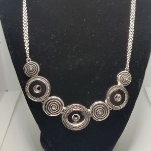 Magnolia Vine Necklace